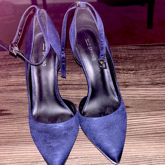 Shoes - Cal it springs heels black camouflage fits size 8/8.5